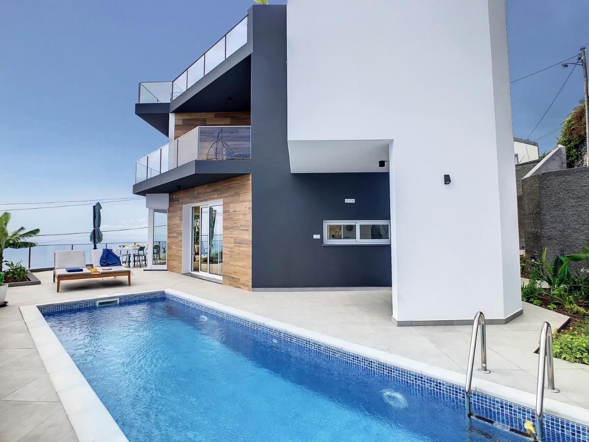 Villa Omar By Lovelystay Canhas Exterior photo
