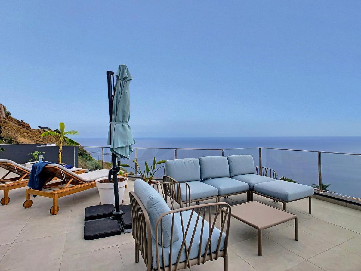 Villa Omar By Lovelystay Canhas Exterior photo