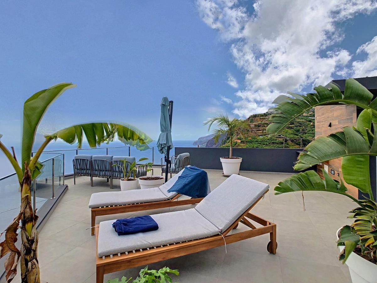 Villa Omar By Lovelystay Canhas Exterior photo