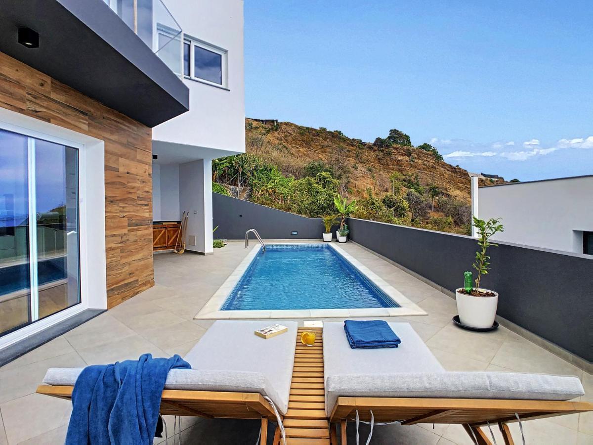 Villa Omar By Lovelystay Canhas Exterior photo